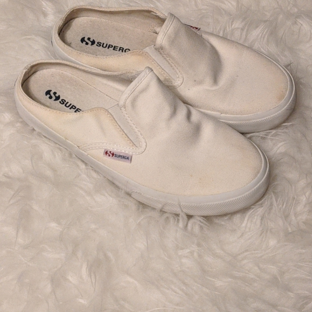 Superga Canvas Slip-on tennis shoes Size 37